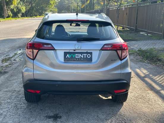 HONDA-HR-V-1.8 16V FLEX TOURING 4P AUTOMÁTICO HONDA-HR-V-2017
