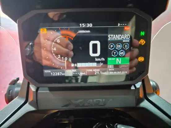HONDA-X-ADV-2022