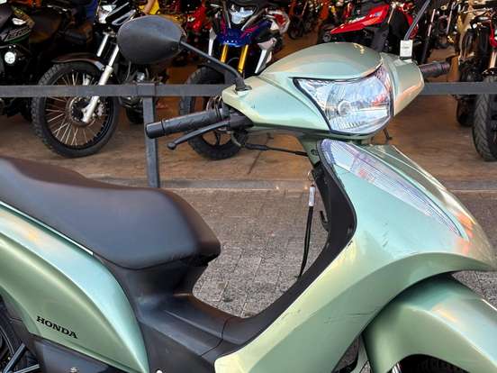 HONDA-BIZ 125 KS-2011