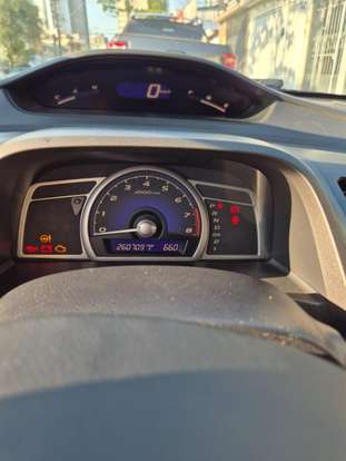 HONDA-CIVIC-2010
