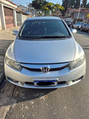 HONDA-CIVIC-2010