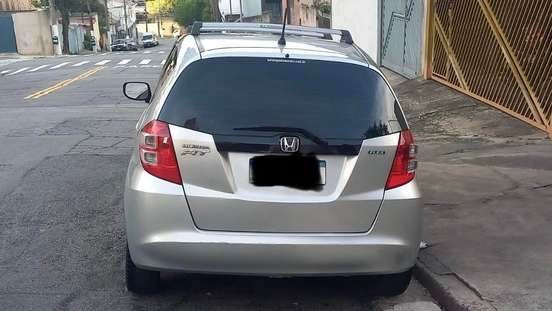 HONDA-FIT-2010