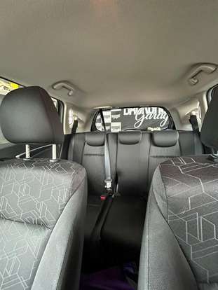 HONDA-FIT-2017