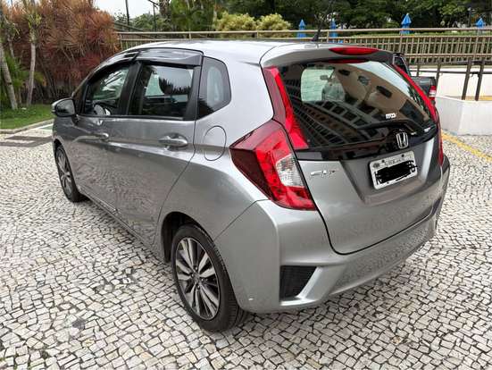HONDA-FIT-2015