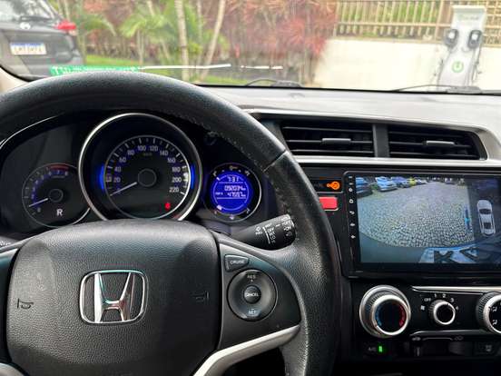 HONDA-FIT-2015