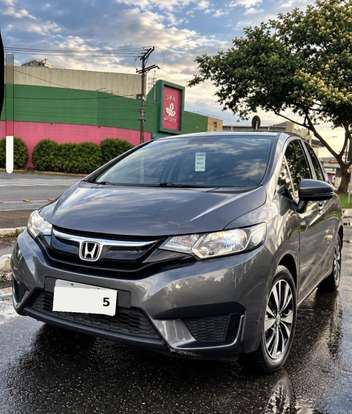 HONDA-FIT-2015