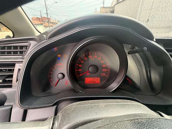 HONDA-FIT-2014
