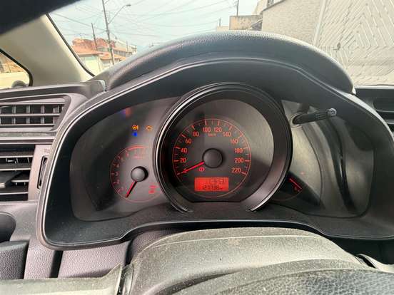 HONDA-FIT-1.5 LX 16V FLEX 4P MANUAL HONDA-FIT-2014