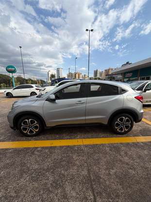 HONDA-HR-V-2017