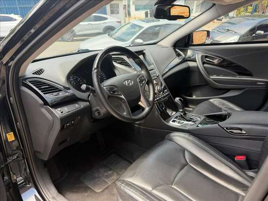 HYUNDAI-AZERA-3.0 MPFI GLS V6 24V GASOLINA 4P AUTOMÁTICO HYUNDAI-AZERA-2016