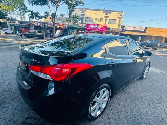 HYUNDAI-ELANTRA-1.8 GLS 16V GASOLINA 4P AUTOMÁTICO HYUNDAI-ELANTRA-2011