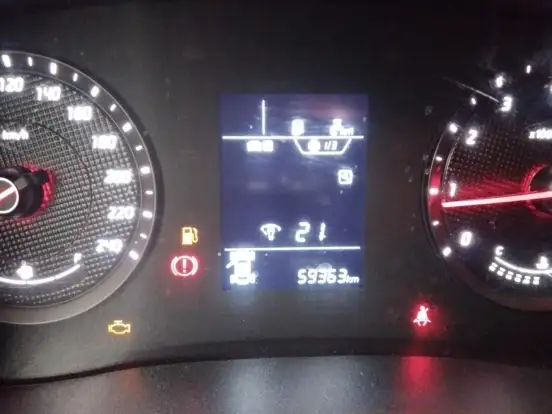HYUNDAI-HB20-2023