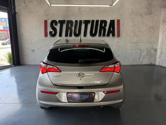HYUNDAI-HB20-2018