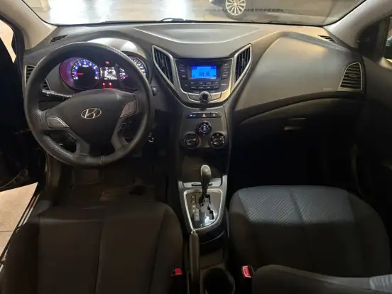 HYUNDAI-HB20-2015