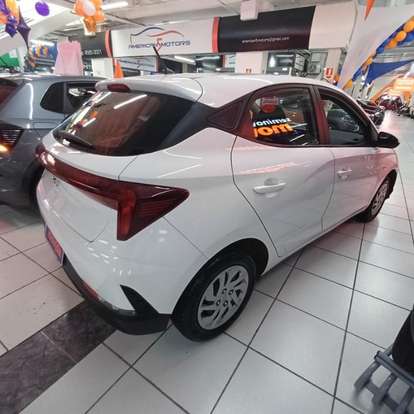 HYUNDAI-HB20-2023