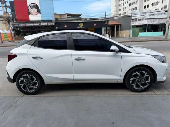 HYUNDAI-HB20-2023