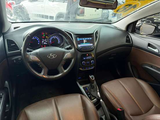 HYUNDAI-HB20-1.6 PREMIUM 16V FLEX 4P AUTOMÁTICO HYUNDAI-HB20-2017