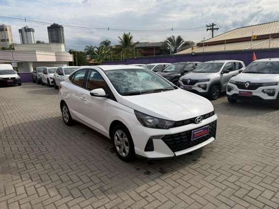 HYUNDAI-HB20S-2024