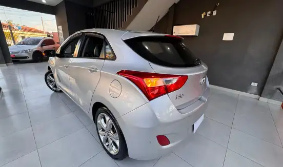 HYUNDAI-I30-2014