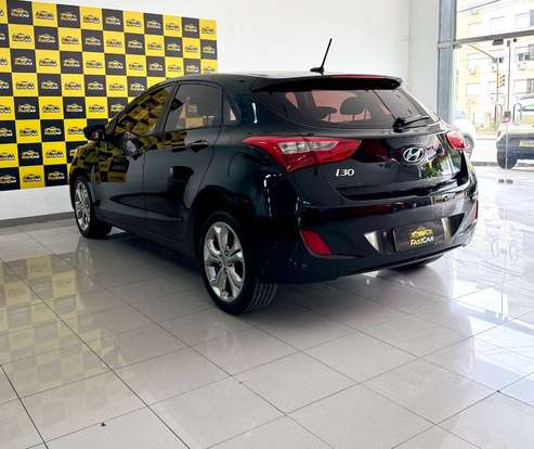 HYUNDAI-I30-1.8 MPI 16V GASOLINA 4P AUTOMATICO HYUNDAI-I30-2014
