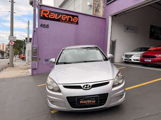 HYUNDAI-I30-2010