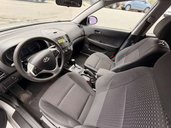 HYUNDAI-I30-2.0 MPFI GLS 16V GASOLINA 4P AUTOMÁTICO HYUNDAI-I30-2010