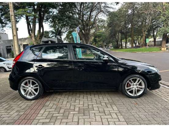 HYUNDAI-I30-2.0 MPFI GLS 16V GASOLINA 4P MANUAL HYUNDAI-I30-2010