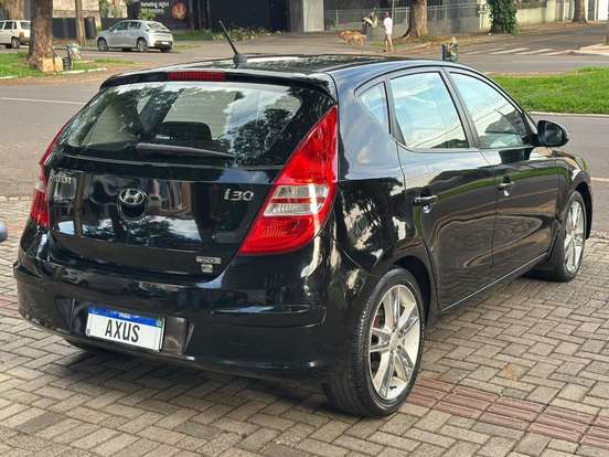 HYUNDAI-I30-2010