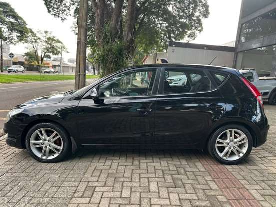 HYUNDAI-I30-2.0 MPFI GLS 16V GASOLINA 4P MANUAL HYUNDAI-I30-2010
