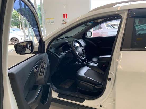 HYUNDAI-IX35-2.0 MPFI 16V FLEX 4P AUTOMÁTICO HYUNDAI-IX35-2018