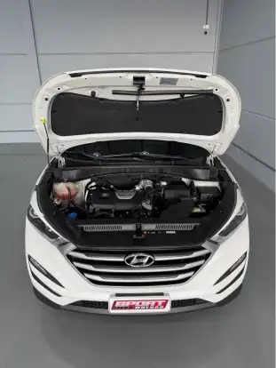 HYUNDAI-TUCSON-2021