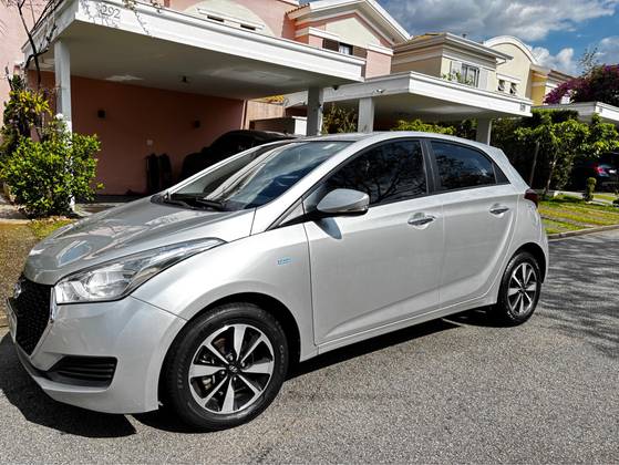 HYUNDAI HB20 1.0 OCEAN 12V FLEX 4P MANUAL