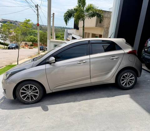 HYUNDAI HB20 1.6 PREMIUM 16V FLEX 4P AUTOMÁTICO