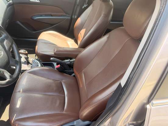 HYUNDAI-HB20-1.6 PREMIUM 16V FLEX 4P AUTOMÁTICO HYUNDAI-HB20-2016