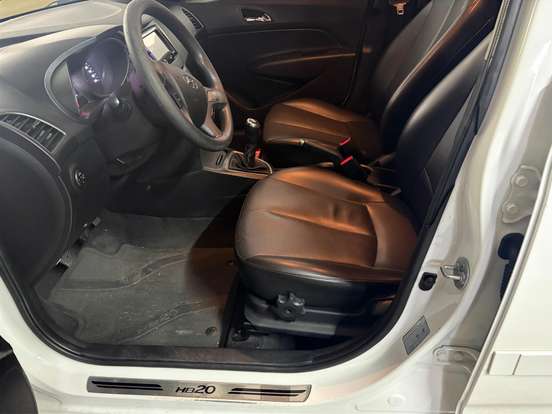 HYUNDAI-HB20-1.6 COMFORT STYLE 16V FLEX 4P MANUAL HYUNDAI-HB20-2015