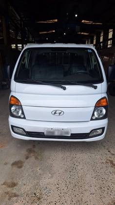 HYUNDAI HR 2.5 LONGO SEM CAÇAMBA 4X2 16V 130CV TURBO INTERCOOLER DIESEL 2P MANUAL