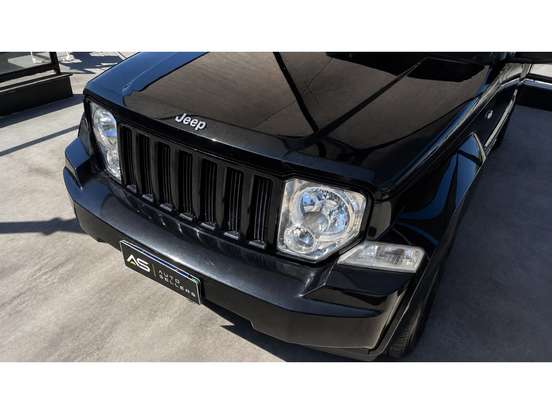 JEEP-CHEROKEE-2011
