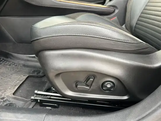 JEEP-COMMANDER-2022
