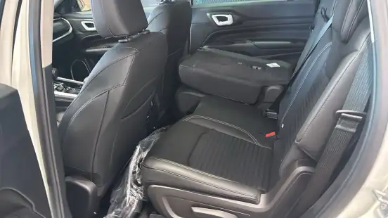 JEEP-COMMANDER-2026