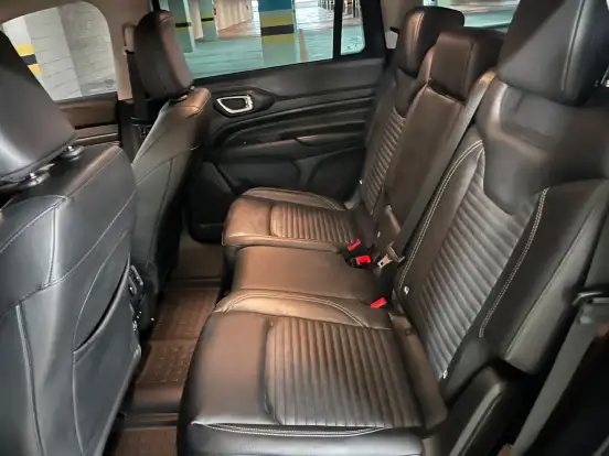 JEEP-COMMANDER-2025
