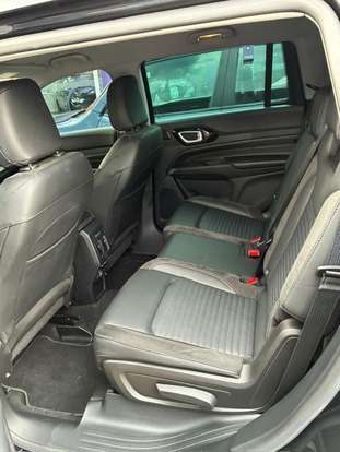 JEEP-COMMANDER-2025