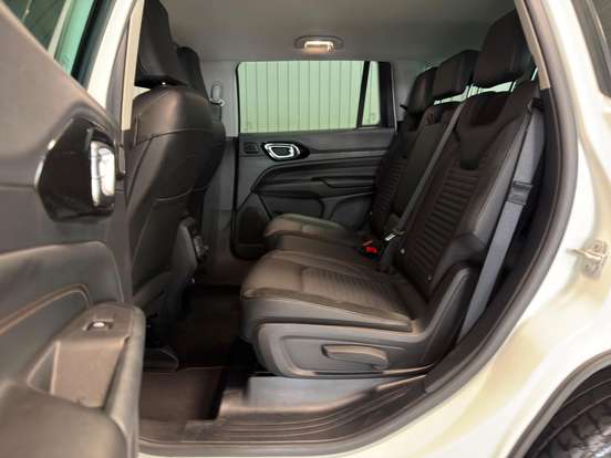 JEEP-COMMANDER-1.3 T270 TURBO FLEX LIMITED AT6 JEEP-COMMANDER-2024