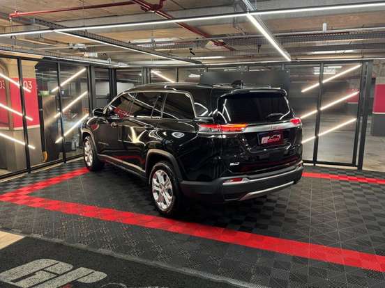 JEEP-COMMANDER-2024