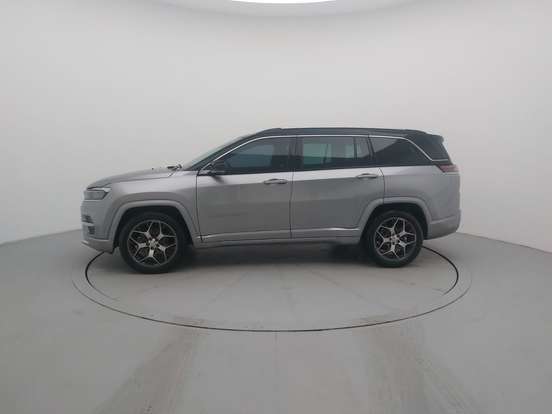 JEEP-COMMANDER-2024