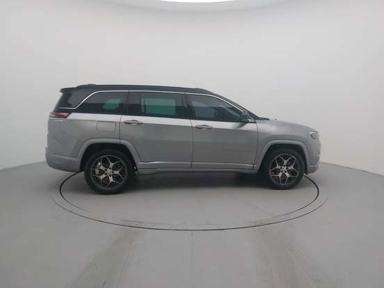 JEEP-COMMANDER-2024