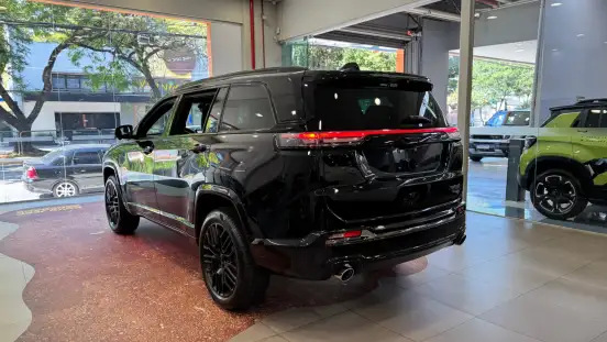 JEEP-COMMANDER-2026