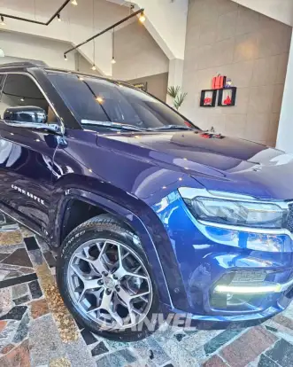 JEEP-COMMANDER-2023