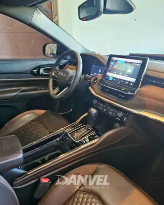 JEEP-COMMANDER-2.0 TD380 TURBO DIESEL OVERLAND AT9 JEEP-COMMANDER-2023