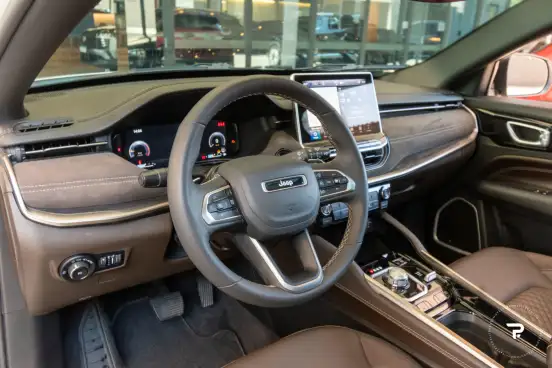 JEEP-COMMANDER-2025