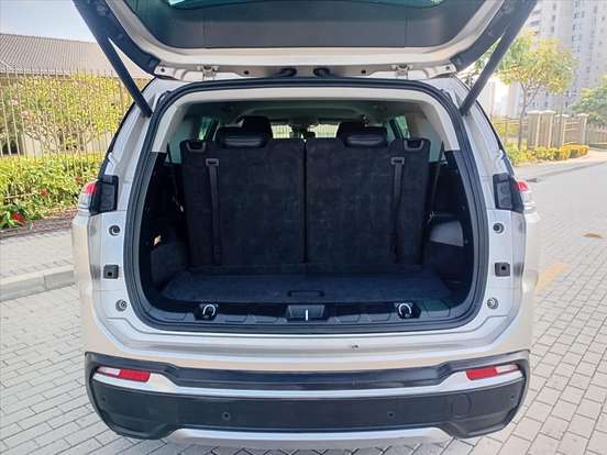 JEEP-COMMANDER-2.0 TD380 TURBO DIESEL LIMITED AT9 JEEP-COMMANDER-2022